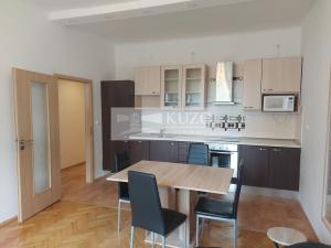 Pronájem bytu 2+kk, Praha, U měšťanského pivovaru, 50 m2