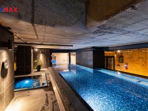 Pronájem bytu 2+kk, Praha - Modřany, Československého exilu, 45 m2