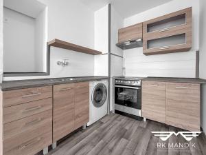 Pronájem bytu 2+kk, Praha - Prosek, Jablonecká, 40 m2