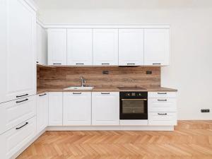 Pronájem bytu 3+kk, Praha - Nusle, Pod vilami, 85 m2