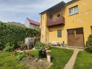 Prodej rodinného domu, Poběžovice, náměstí Míru, 220 m2