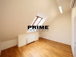 Pronájem bytu 3+1, Praha - Smíchov, Štefánikova, 129 m2
