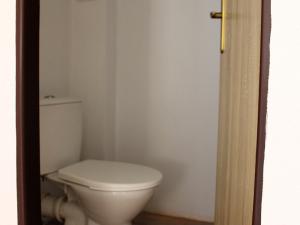 Pronájem obchodního prostoru, Klatovy, Pražská, 18 m2