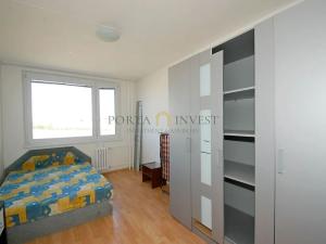 Prodej bytu 3+1, Praha - Stodůlky, Běhounkova, 75 m2
