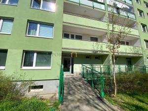 Prodej bytu 3+1, Praha - Stodůlky, Běhounkova, 75 m2