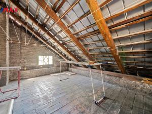 Prodej vícegeneračního domu, Lázně Bohdaneč, Pernštýnská, 327 m2