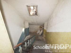 Prodej rodinného domu, Liberec - Liberec XXXIII-Machnín, Rynoltická, 610 m2