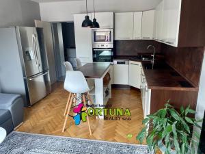 Pronájem bytu 3+kk, České Budějovice, Šumavská, 78 m2
