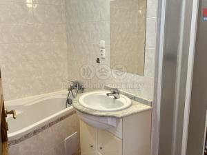 Pronájem bytu 3+1, Třebíč - Borovina, Okružní, 74 m2