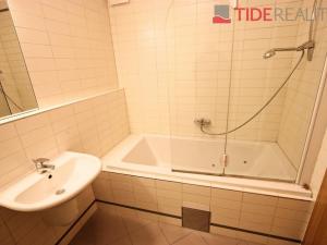 Pronájem bytu 3+kk, Praha - Smíchov, Švédská, 96 m2
