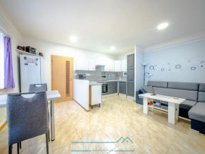 Pronájem bytu 2+kk, Znojmo, Velká Mikulášská, 52 m2