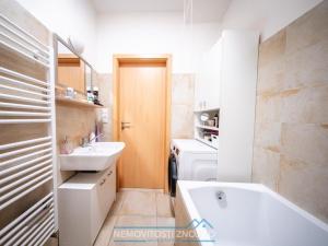 Pronájem bytu 2+kk, Znojmo, Velká Mikulášská, 52 m2
