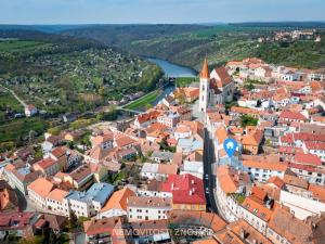 Pronájem bytu 2+kk, Znojmo, Velká Mikulášská, 52 m2