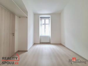 Pronájem bytu 2+kk, Plzeň - Jižní Předměstí, V Šipce, 35 m2