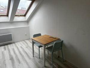 Pronájem bytu 2+kk, Praha - Vinohrady, Rumunská, 62 m2