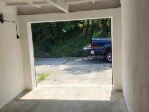 Pronájem garáže, Uherské Hradiště, 28. října, 16 m2