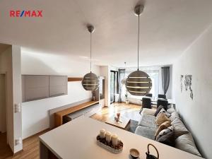Pronájem bytu 2+kk, Praha - Modřany, Boženy Jandlové, 56 m2