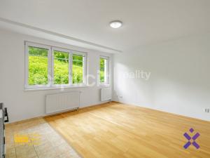 Prodej bytu 2+kk, Zlín, Podlesí I, 57 m2