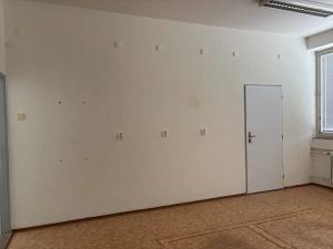 Pronájem skladu, Brno, Hněvkovského, 27 m2