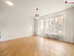 Pronájem bytu 1+kk, Praha - Strašnice, Počernická, 33 m2