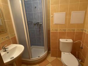 Pronájem bytu 2+kk, Hradec Králové - Třebeš, Svatojánská, 30 m2