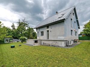 Prodej rodinného domu, Říčany, V Žaludech, 200 m2