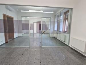 Pronájem kanceláře, Praha - Nusle, Bělehradská, 194 m2