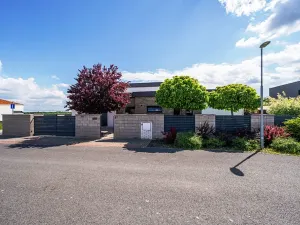 Prodej rodinného domu, Čestlice, Habrová, 207 m2