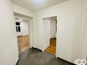 Pronájem bytu 2+kk, Praha - Smíchov, Svornosti, 50 m2