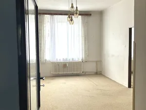 Prodej bytu 3+1, Plzeň, Raisova, 86 m2