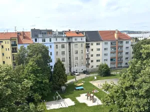 Prodej bytu 3+1, Plzeň, Raisova, 86 m2