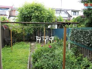 Pronájem rodinného domu, Praha - Libeň, Pod vlastním krovem, 80 m2