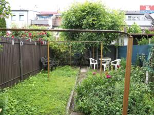 Pronájem rodinného domu, Praha - Libeň, Pod vlastním krovem, 80 m2