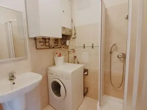 Pronájem bytu 1+kk, Praha - Košíře, Naskové, 55 m2