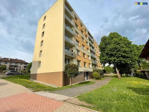 Prodej bytu 3+1, Trutnov, Libušinka, 72 m2