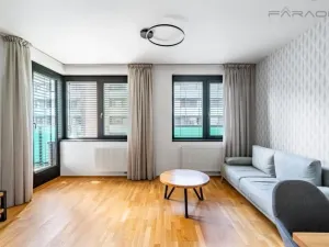 Prodej bytu 3+kk, Praha - Holešovice, U průhonu, 75 m2