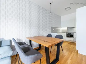 Prodej bytu 3+kk, Praha - Holešovice, U průhonu, 75 m2