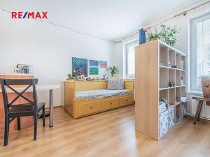 Prodej bytu 1+kk, Praha - Černý Most, Dobrovolného, 32 m2
