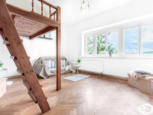 Prodej bytu 1+1, Praha, Na lysině, 51 m2