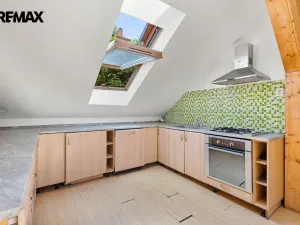 Prodej rodinného domu, Sokolov, Odboje, 198 m2