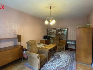 Prodej bytu 3+1, Ostrov, Kollárova, 67 m2