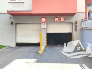 Prodej bytu 3+kk, Praha - Záběhlice, Velenovského, 77 m2