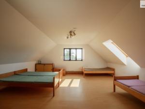 Prodej chalupy, Myslív, 286 m2