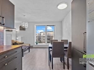 Pronájem bytu 2+kk, Uherské Hradiště, Jabloňová, 52 m2