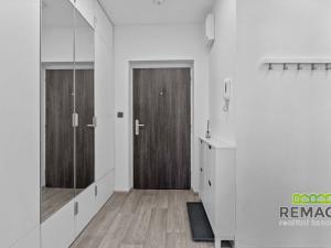 Pronájem bytu 2+kk, Uherské Hradiště, Jabloňová, 52 m2