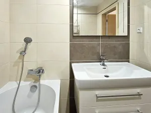 Pronájem bytu 3+1, Přelouč, náměstí 17. listopadu, 81 m2