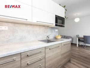Prodej bytu 3+kk, Nasavrky, U Parku, 58 m2
