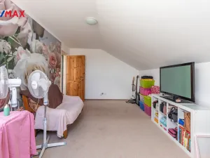 Prodej rodinného domu, Lom, Komenského, 300 m2