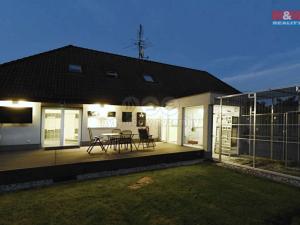 Prodej rodinného domu, Pracejovice, 657 m2