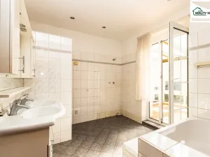 Prodej rodinného domu, Luby, Revoluční, 250 m2